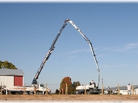 sterling concrete pump truck pic14 900px